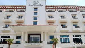 Hotelul Rex din Mamaia, scos la licitație pentru a doua oară. Care este suma cu care poate fi cumpărat