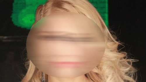 O cantareata de la noi a ajuns de urgenta la spital: "Nu-mi venea sa cred cum imi ceda corpul. M-am consumat emotional"