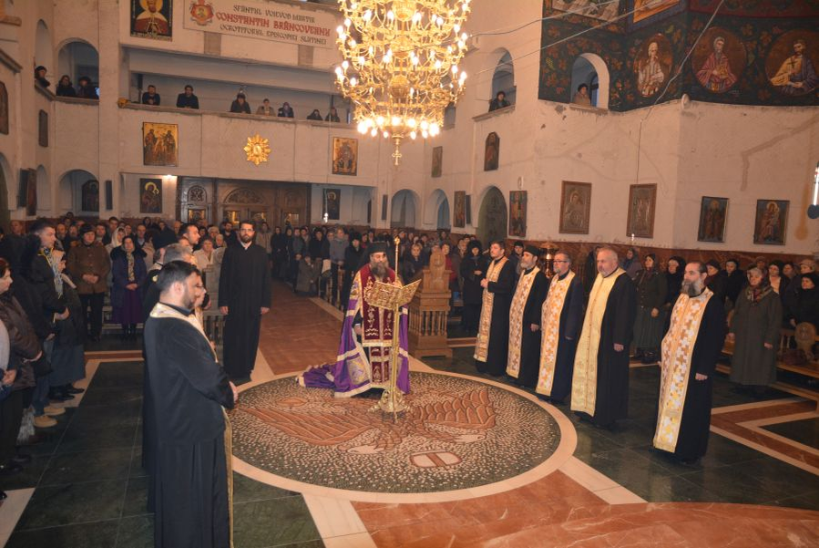 Episcopul Slatinei i-a îndemnat pe preoți să atragă "clienți" pentru firma de pompe funebre a Episcopiei