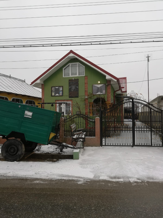 Tatăl Denisei a transformat în ”muzeu” casa unde a crescut regretata artistă