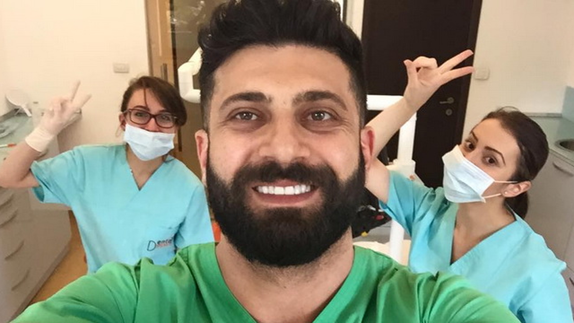 Scene socante! Fostul iubit al Andreei Tonciu si-a batut cu bestialitate partenera intr-un club din Capitala!