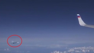 Un avion NATO s-a apropiat de aeronava ministrului rus al Apărării, anunţă Moscova | VIDEO