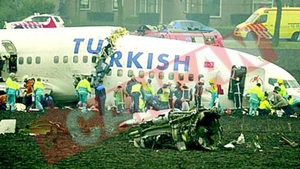 Au supravietuit dupa ce au cazut cu avionul
