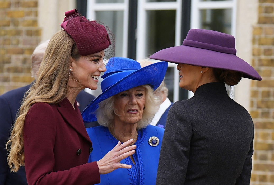 Regina Camilla, alături de Prima Doamnă a Americii și Ducesa de Cambridge Sursa Profimedia17 Sep 2025,Image: 1038196177, License: Rights-managed, Restrictions: NO France, Germany, United Kingdom, Unknown Country, Model Release: no, Pictured: The State Visit of President Trump and the First Lady, Melania Trump, at Windsor Castle, Windsor, Berkshire, UK, on the 17th September 2025