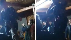 O primăriță din Bihor a sărbătorit realegerea în funcție pe masa de biliard. Imaginile s-au viralizat