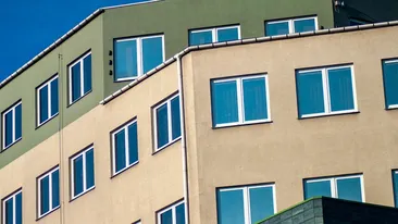 Tragedie în Cluj! Un bărbat de 37 de ani a căzut în gol de la etajul 9 al unui bloc