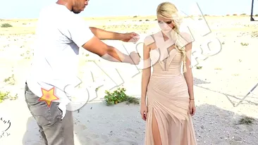 VIDEO Vezi ce face un fost concurent de la Vocea Romanei cu o blonda pe nisip. Anthony Icuagu a transpirat din greu ca sa iasa totul perfect