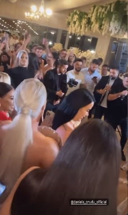 Invitații s-au distrat la petrecerea de botez organizată de Cruduța și iubitul ei / sursă: Instagram