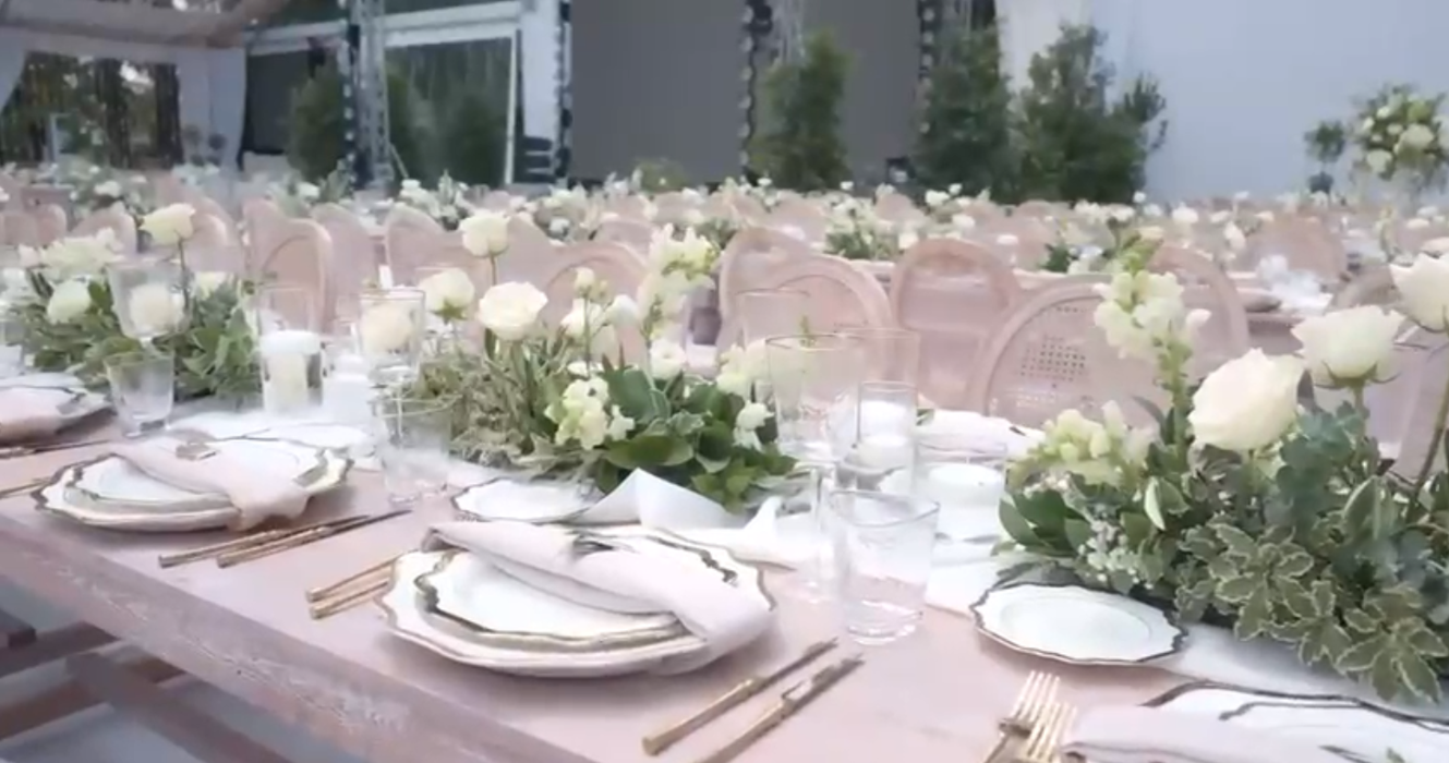 Cum a fost amenajat localul pentru nunta fiicei lui Gheorghe Hagi. Luxul este la el acasă! Kira Hagi şi Thomas Ferfelis petrec într-un cadru de vis cu 500 de invitaţi