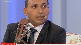 VIDEO Gigel Frone, unul dintre finalistii de la "Romanii au talent", este virgin! Vezi pe ce blonda focoasa din showbiz a pus ochii!