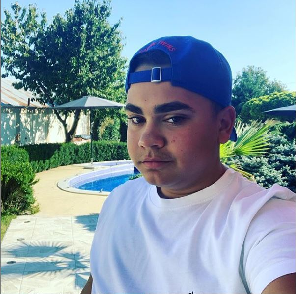 Fiul lui Adrian Minune a dat-o uitării pe Vulpița de la Acces Direct! Vei fi uimit de noua preferință a tânărului artist