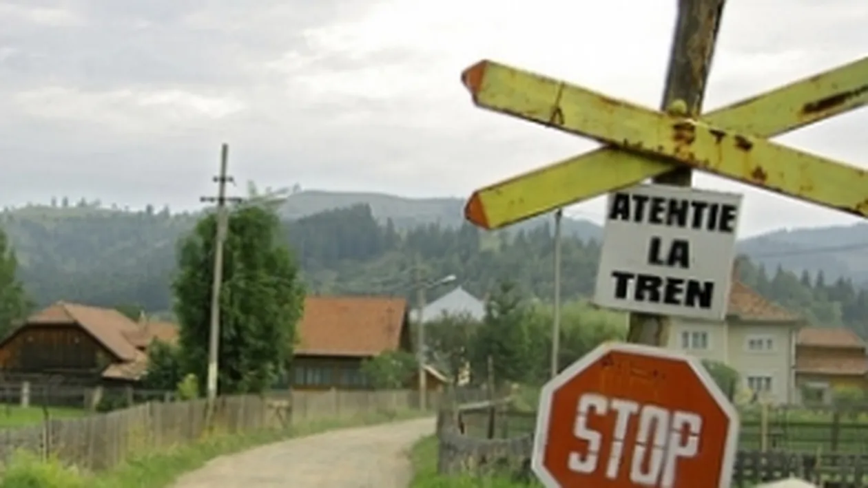 Accident feroviar in Bistrita soldat cu avarierea unui autovehicul