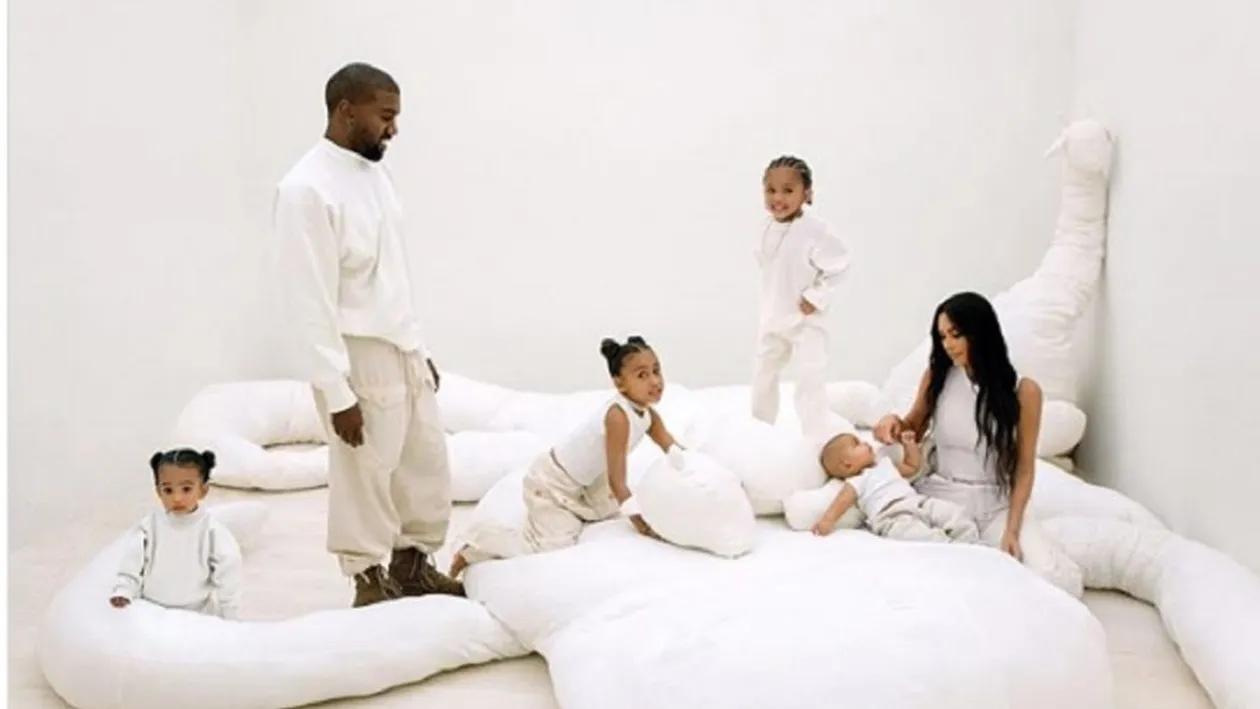 Cum arată vila lui Kim Kardashian și a lui Kanye West în care petrec izolarea. Valorează 20 de milioane de dolari