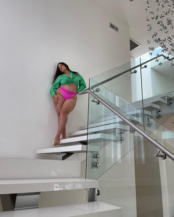 Bucurie mare pentru Ashley Graham! Şatena este însărcinată cu gemeni