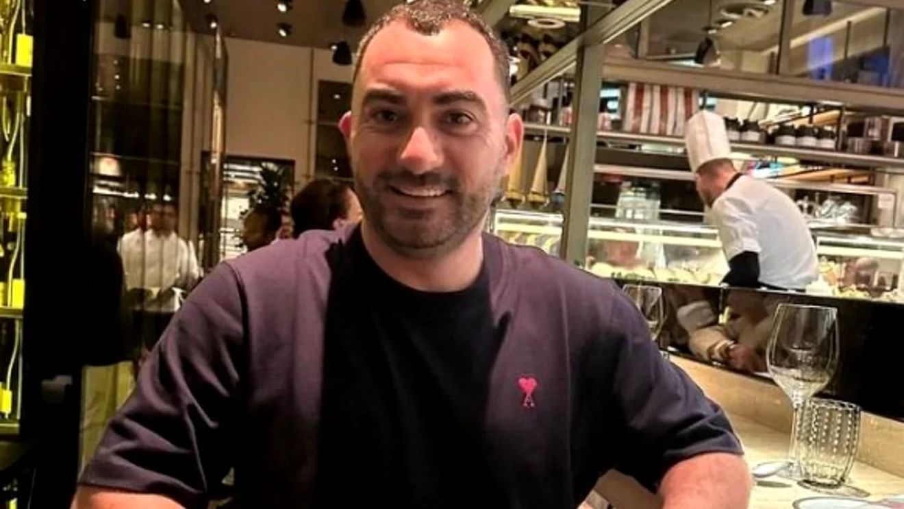 Gestul făcut de Pescobar pentru angajatele sale din Londra, de Ziua Femeii. Englezii au făcut ochii cât cepele!