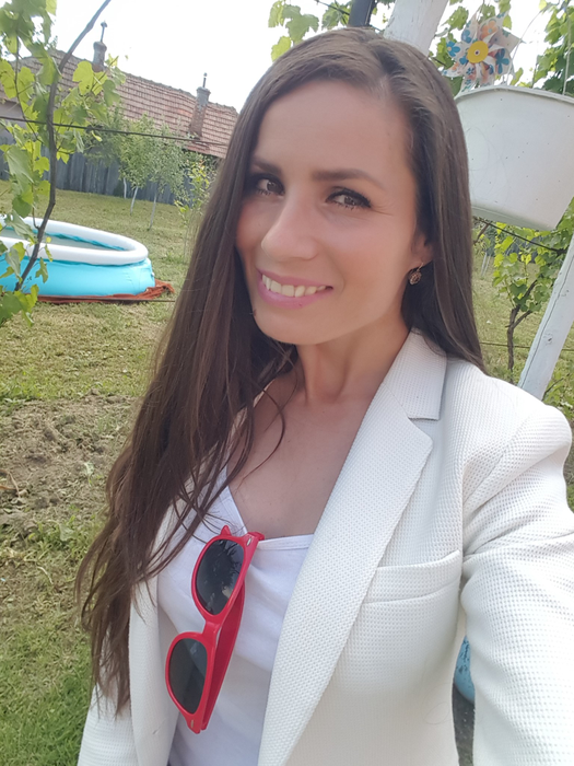 Daniela Ploia este una dintre cele mai talentat cântărețe de muzică populară din zona Banatului