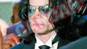 Michael Jackson are urechi de elf