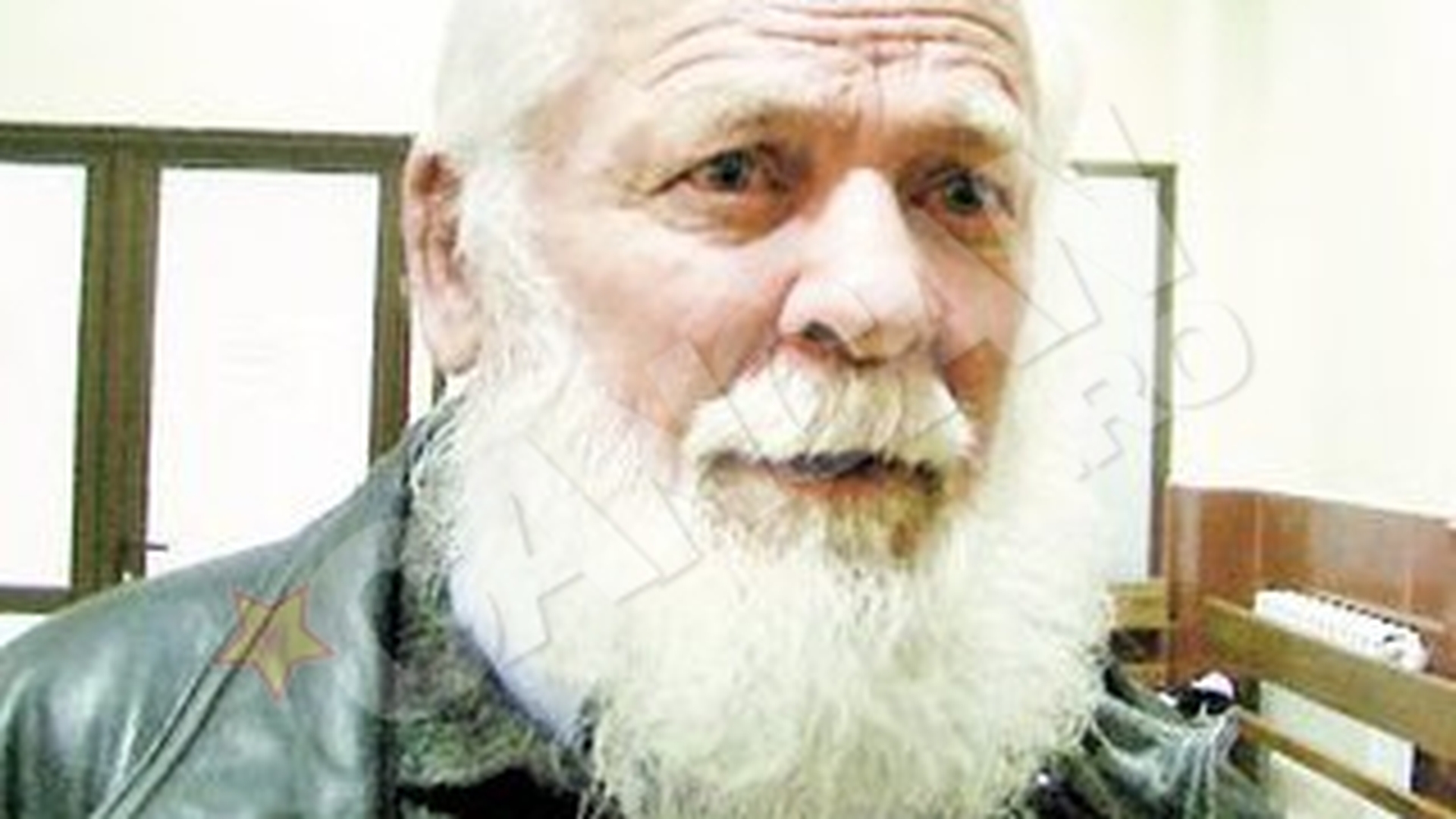 Iacob Maxim a recunoscut ca, la 77 de ani, facea ravagii in pat cu cinci fete pe seara: "Ele trageau de mine"