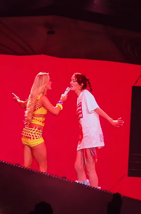 Cine e Bianca, tânăra care a urcat pe scenă la Untold alături de Zara Larsson? Ce i-a spus cântăreața
