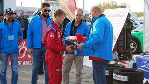 Unul dintre cei mai mari piloti romani de drift din Romania si-a facut singur masina: "Am muncit 6 luni la masina asta"