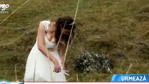 Nimeni nu se astepta la ASTA! Rita Muresan a imbracat din nou rochia de mireasa!