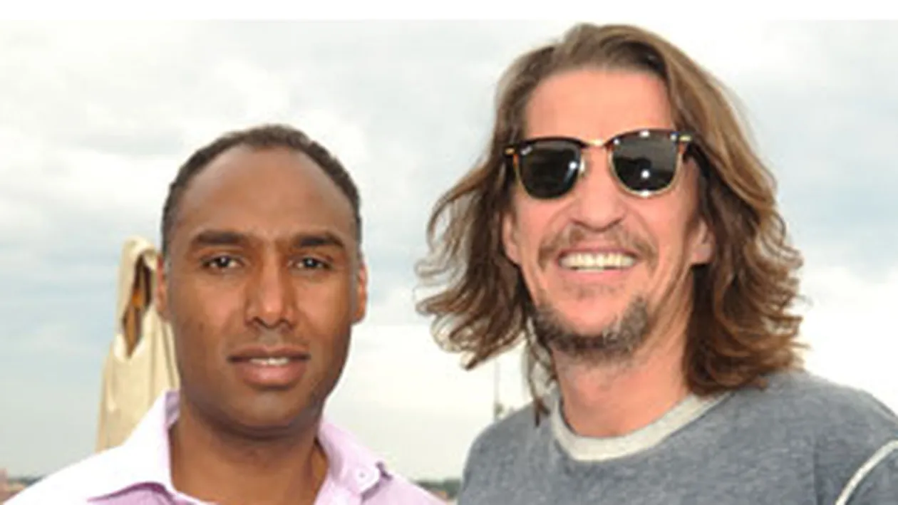 Multimilionarul homosexual renunta la jumatate din avere pentru un barbat! Pierre Lagrange se afla in divort cu sotia sa, care isi cere acum drepturile!