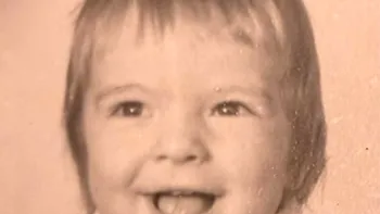 Puțini îl recunosc. Așa arăta acum 53 de ani bărbatul celebru din România care își serbează ziua de naștere astăzi