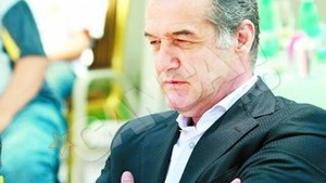 Gigi Becali nu va fi condamnat pentru sechestrarea celor care i-au furat limuzina!