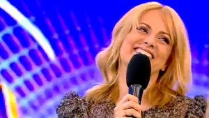 Simona Gherghe are coleg de platou, la Acces Direct: Alex Velea, frățiwear