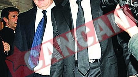 Fiul lui Sarkozy candideaza la Primarie