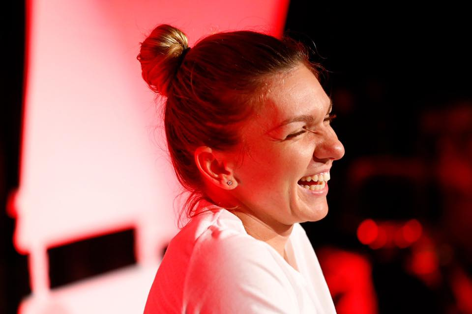 Simona Halep a fost cerută de soție! Toni Iuruc i-a oferit un superb inel de logodnă. Au stabilit deja data nunții