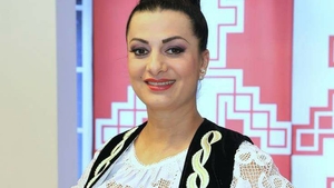 A devenit mămică! O cunoscută cântăreaţă de muzică populară de la noi şi-a îndeplinit visul