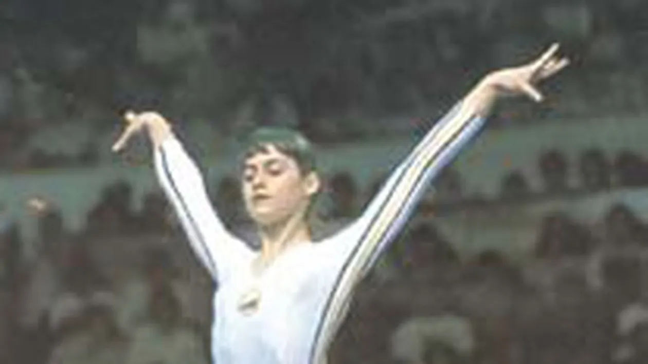 Nadia Comaneci implineste azi 50 de ani! Citeste-i povestea de viata, vezi momentele in care ne-a facut mandri sa fim romani si transmite-i un mesaj!