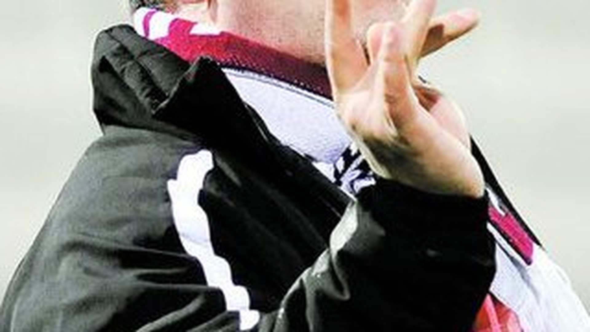A ramas dator la fostii jucatori