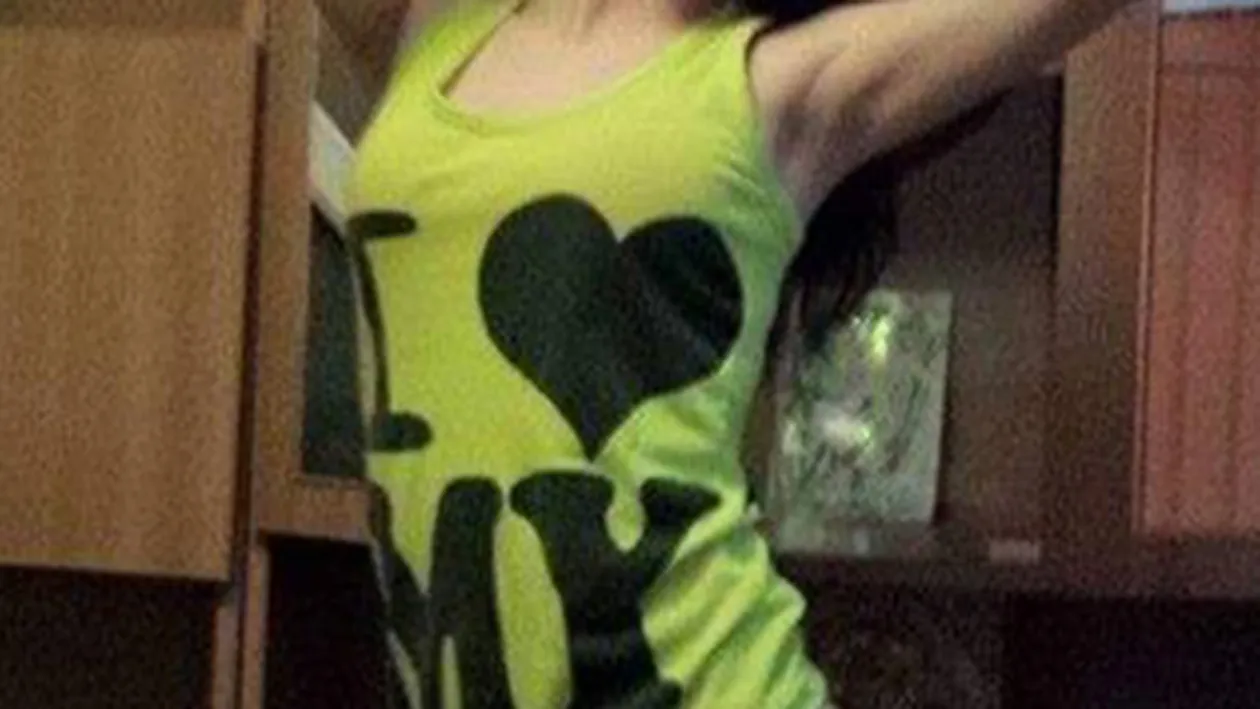 Mai penibil de atat nu se poate! Ce a putut sa isi scrie acest barbat pe corp!