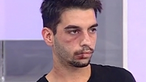 Băiatul LUMINIŢEI ANGHEL, bătut în plină stradă. Motivul…