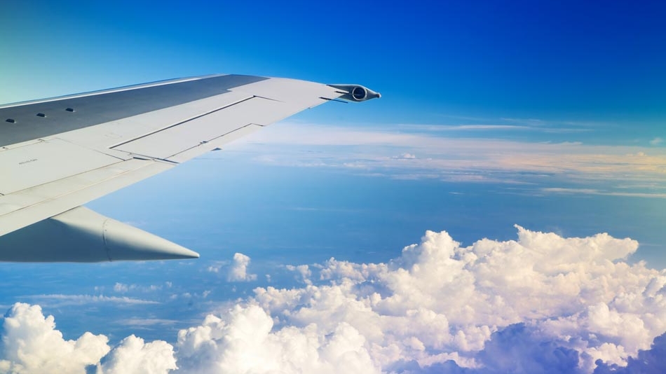 Companiile aeriene anunță scumpiri majore pentru biletele de avion! Se vor mări preţurile cu 50%, pentru a implementa măsurile de distanţare socială