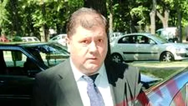 Cornuri vechi pentru copii de la deputatul Adrian Semcu