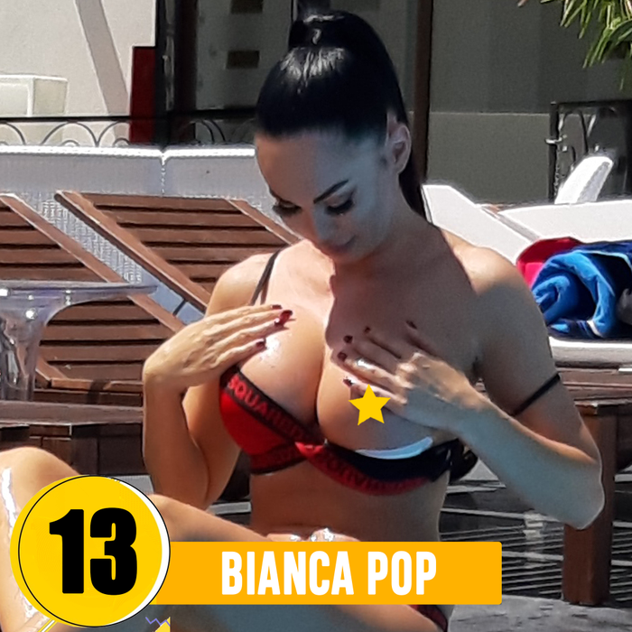 Top 30 bunăciuni la plajă de 1 Mai. S-au dat cu loțiune, s-au așezat pe șezlong și… Vezi pe ce locuri se clasează Andreea Bănică, Daniela Crudu, Bianca Drăgușanu ori Roxana Vancea