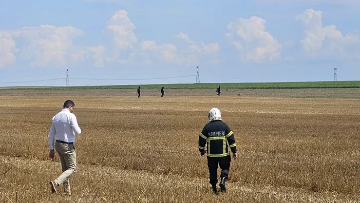 Se caută resturile dronei doborâte de avionul F-16. Anunțul făcut de Nicușor Dan