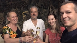 Andrei Năstase îşi botează copilul! Primele imagini de la creştinarea nepotului lui Adrian Năstase