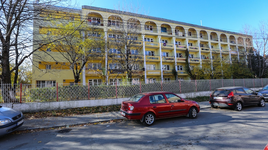 Focar de COVID-19 într-un cămin de bătrâni din Bacău. „Am făcut tot ce am putut, dar degeaba”