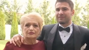 Rodica, mama lui Adrian Mutu, a murit înainte de Crăciun! Doliu în familia "Briliantului"