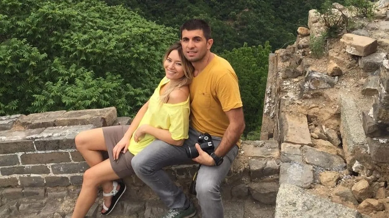 Laura Cosoi aniversează nouă ani de relație! Mesajul emoționant transmis către partenerul de viață. „Acum ne ținem visul în brațe”