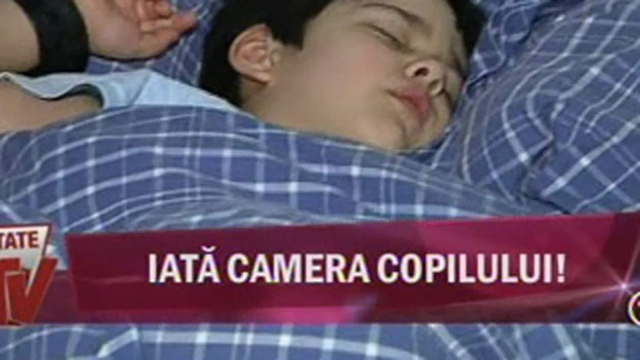 Asta este cuibusorul de nebunii al lui Piti si al Vicai! Uite cat de bestial arata apartamentul in care ea si fiul ei locuiesc - Isi face singura cremele de corp si mananca doar bio