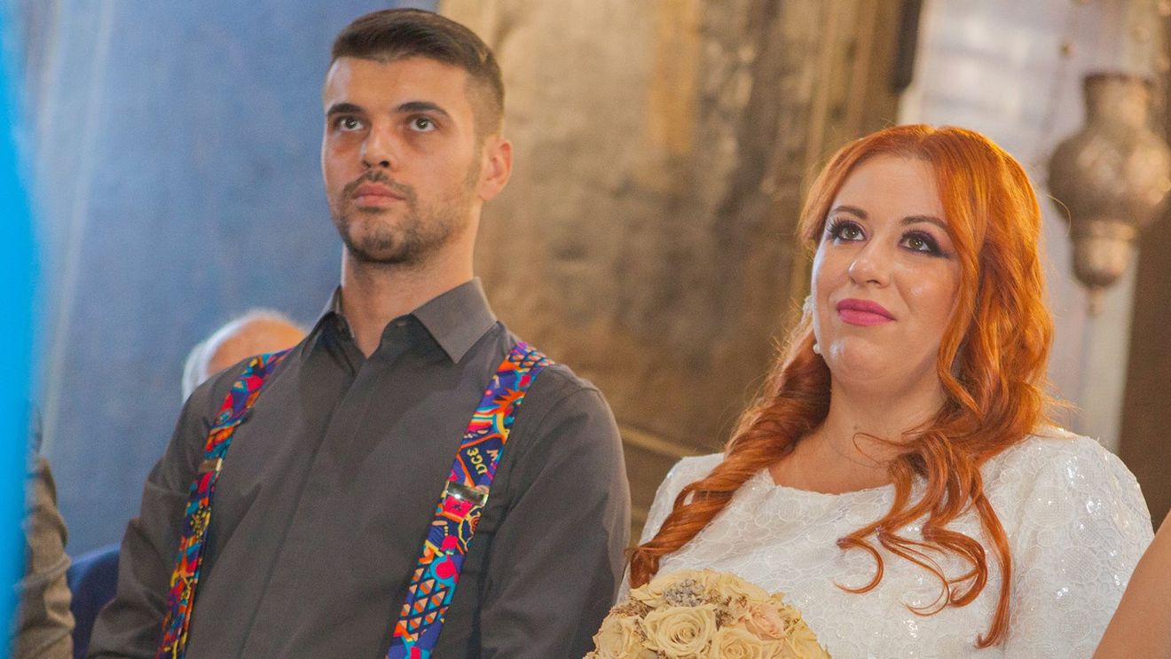 Soţul OANEI ROMAN s-a distrat cu o fostă concurentă de la „Mireasă pentru fiul meu“. Imaginea a „scăpat“ rapid pe Internet