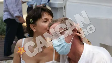 Primele imagini cu un actor celebru după ce a învins o boală perfidă! Era doar piele şi os, iar acum...