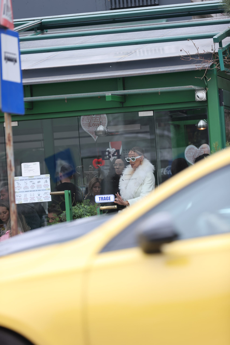 Bianca Drăgușanu a avut de împărtășit "ponturi" prețioase (Foto: CANCAN.RO)