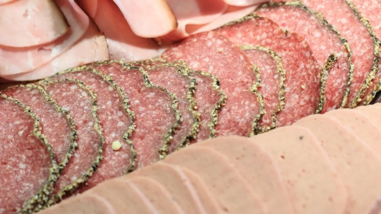 Alertă în România! Salam, depistat cu virusul pestei porcine africane