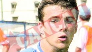 Baga bani in carciuma in care tatal sau il barfea pe Mititelu